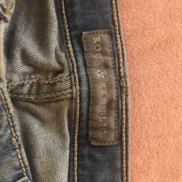 Rock and Republic crop pants size 8 - Picture 4 of 8